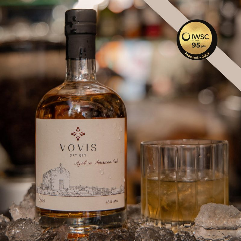 VOVIS Dry Gin (Aged in American Oak) - IWSC 95 Pts - IWSC (International Wine & Spirit Competition) - 2023