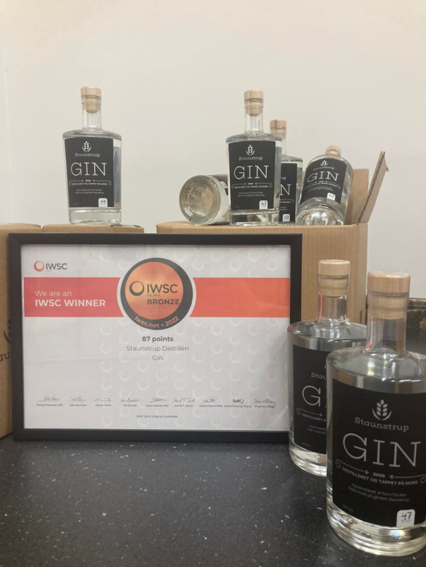 Gin - Bronze - IWSC - 2022