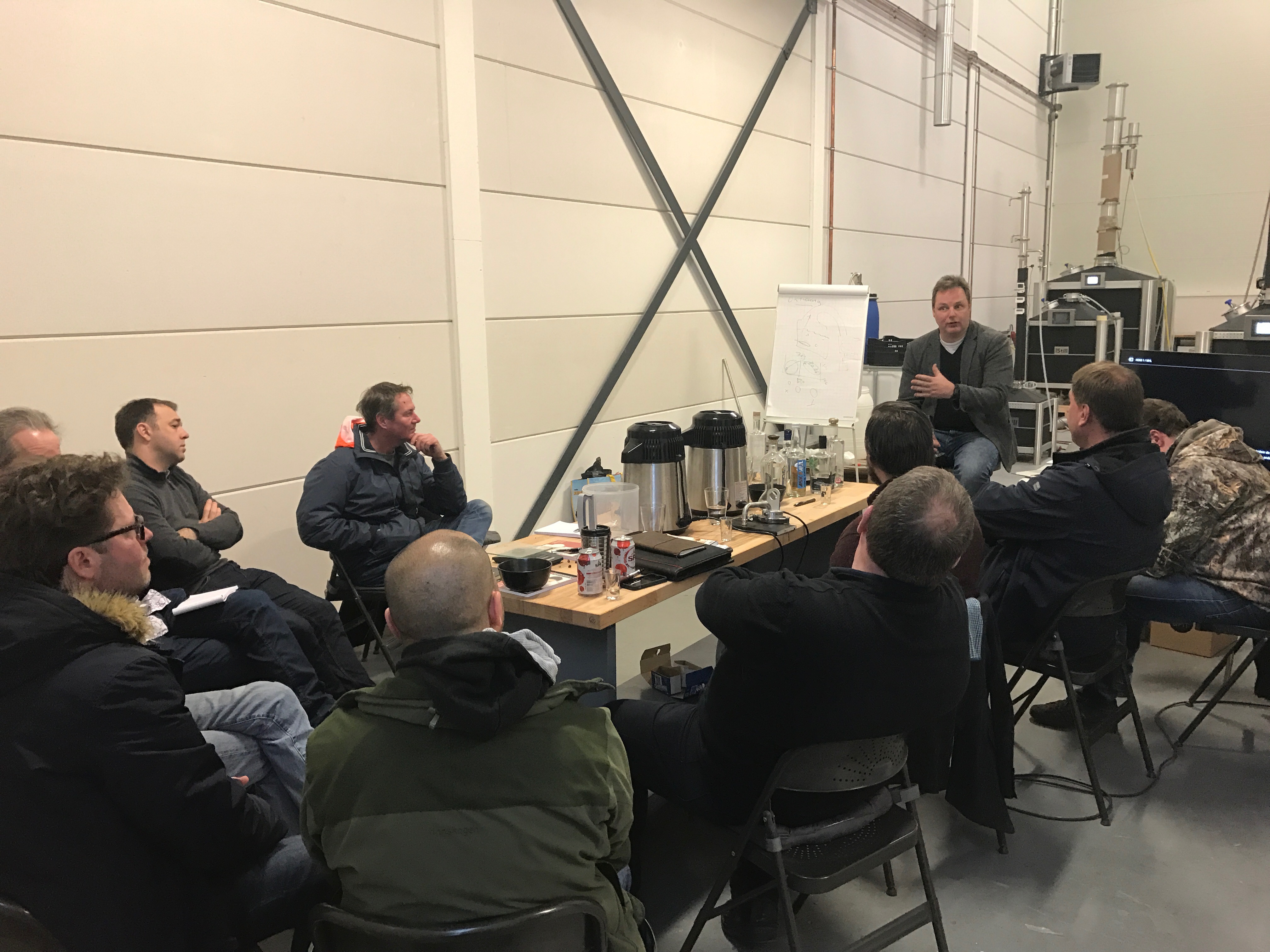 Ten participants explore gin recipes and distillation together.