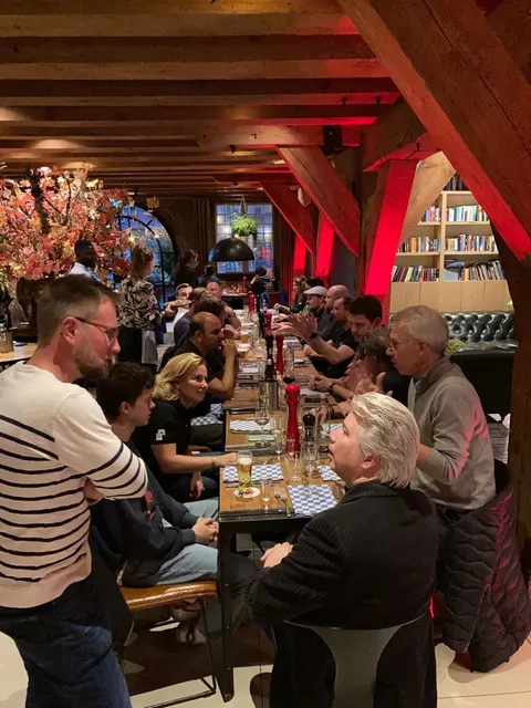 People together at an iStill University course.